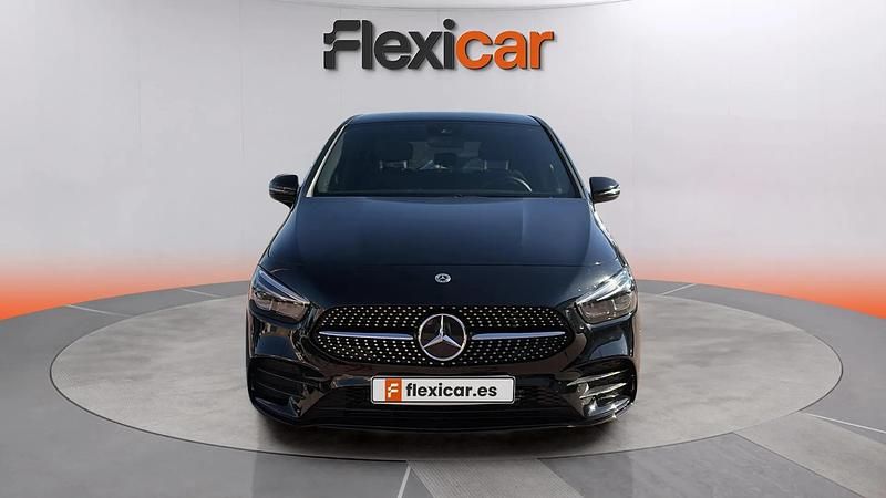 Usado Mercedes B200 150 CV (110 kW) 2023 Negro Monovolumen
