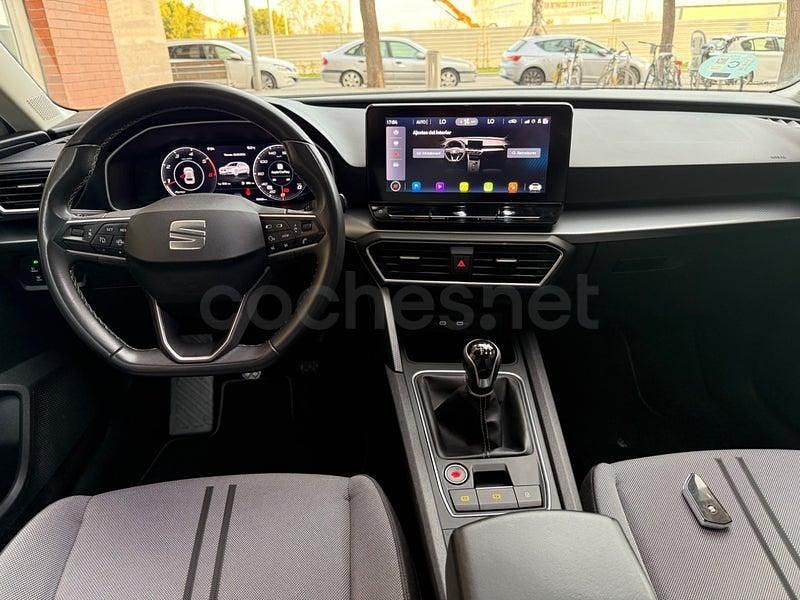 Usado Seat Leon Style 115 CV (84 kW) 2020 Blanco Berlina