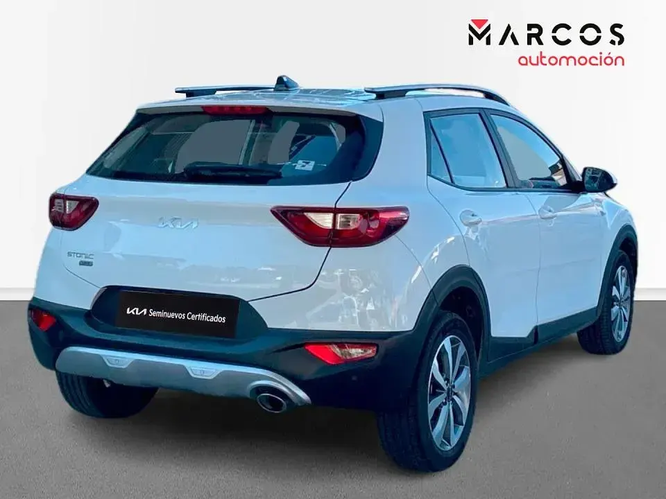 Usado Kia Stonic 100 CV (73 kW) 2024 SUV