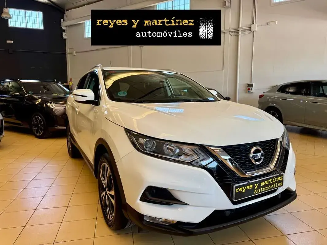 Usado Nissan Qashqai N-Connecta 140 CV (102 kW) 2019 Blanco SUV