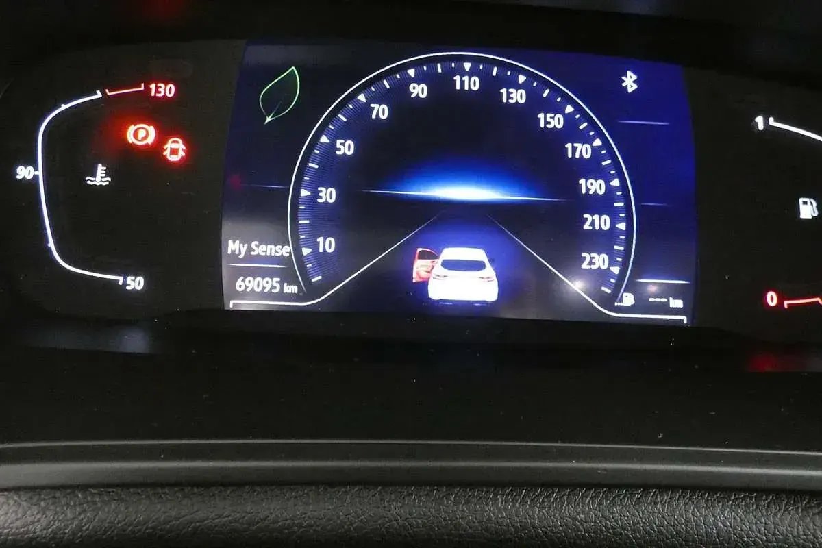 Usado Renault Mégane Zen 116 CV (85 kW) 2021 Utilitario