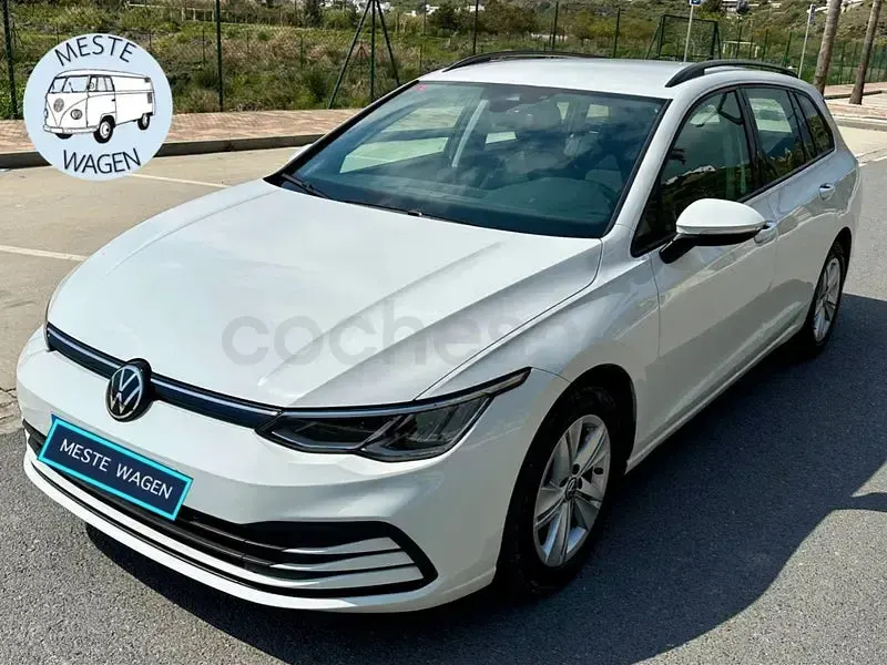 Usado VW Golf VIII 115 CV (84 kW) 2021 Blanco Familiar