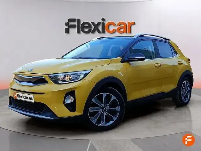 Usado Kia Stonic 120 CV (88 kW) 2018 Amarillo SUV
