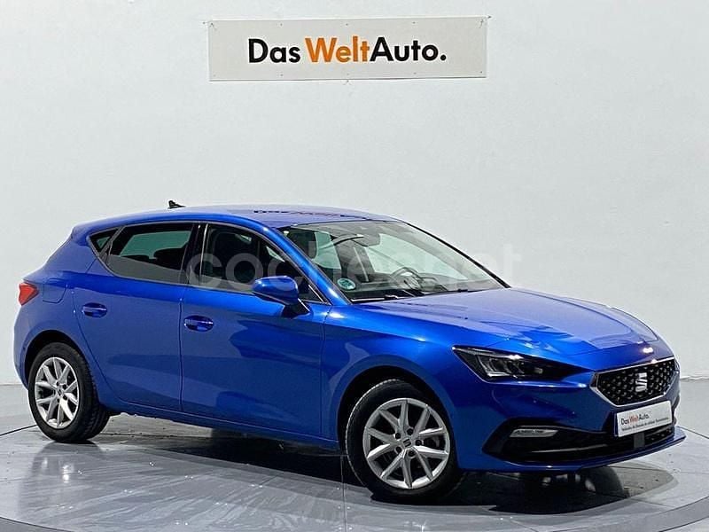 Azul Usado 2024 Seat Leon Style Berlina | 19.900 € (Buen precio) - Imagen 1/4