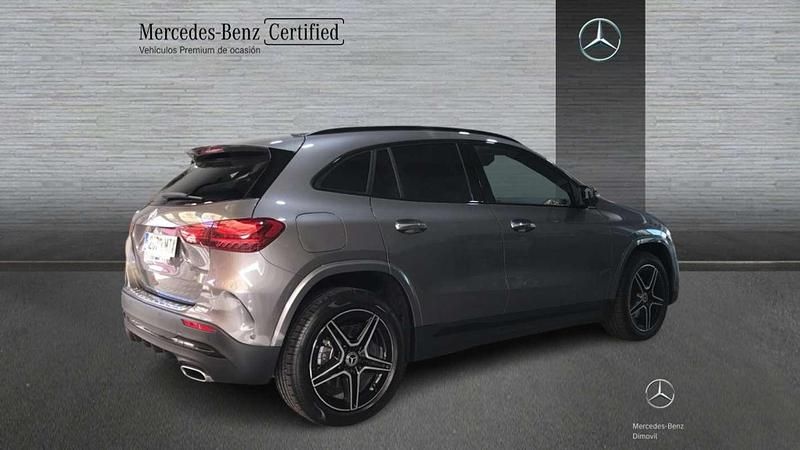 Usado Mercedes GLA250 AMG line 163 CV (119 kW) 2024 Gris SUV