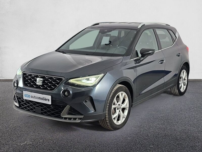 Gris Usado 2021 Seat Arona FR SUV | 18.890 € (Precio justo) - Imagen 1/4