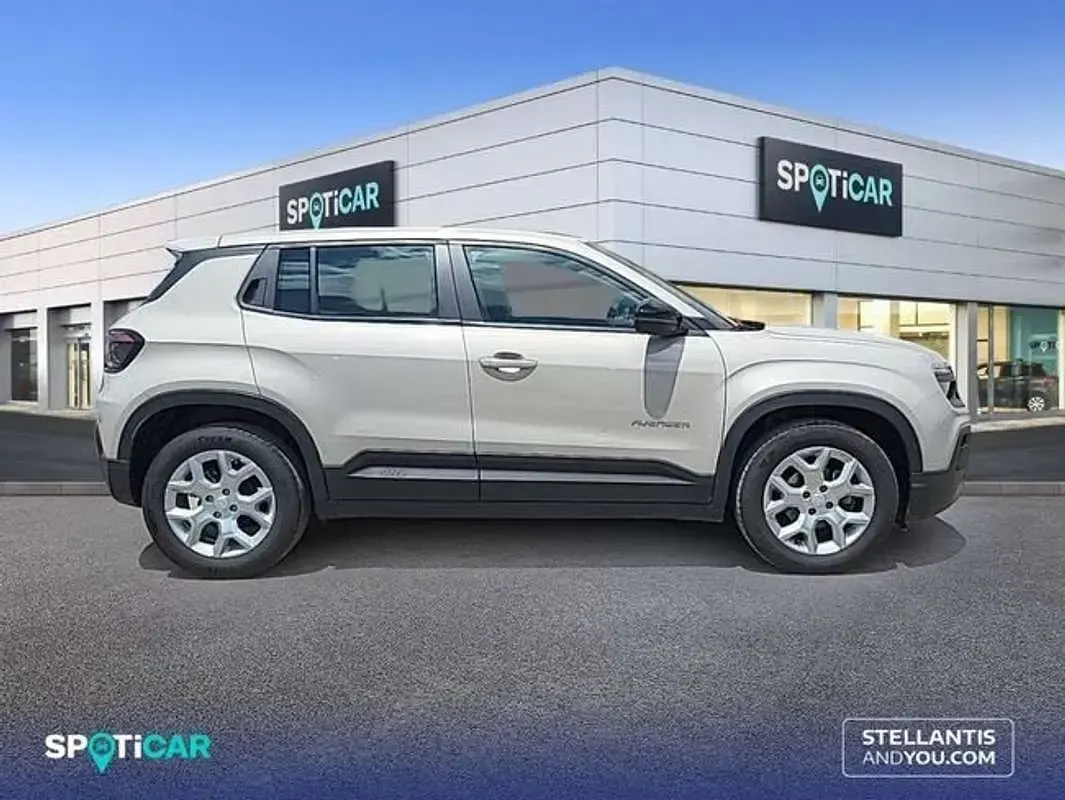 Usado Jeep Avenger Altitude 101 CV (74 kW) 2025 Gris SUV