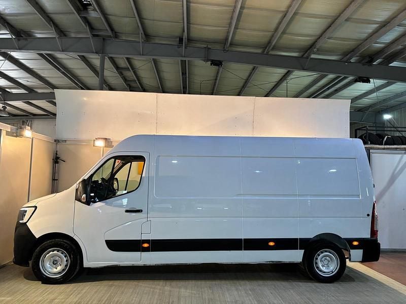Usado Renault Master 135 CV (99 kW) 2020 Blanco Monovolumen