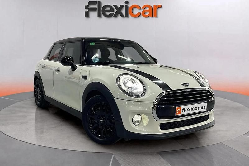 Usado Mini Cooper 136 CV (100 kW) 2017 Blanco Utilitario
