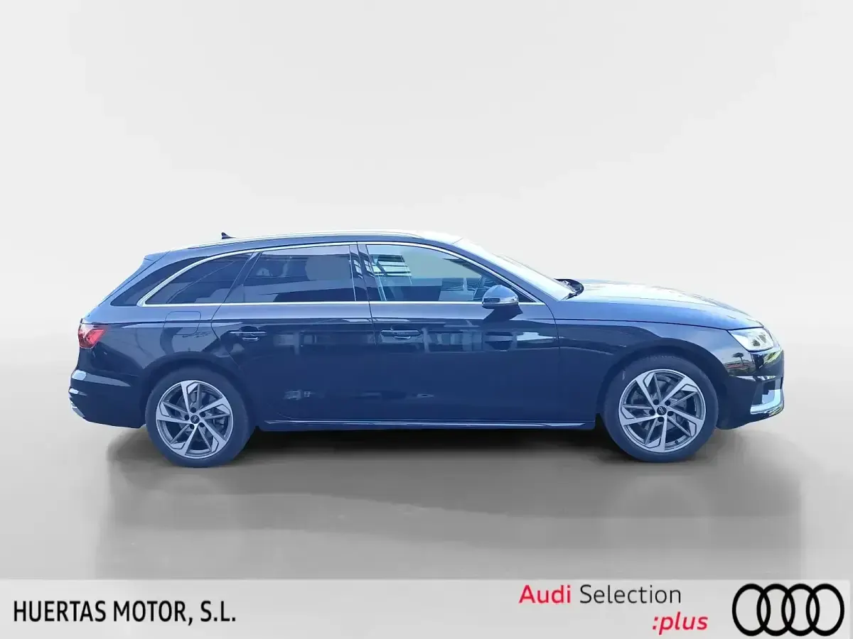 Usado Audi A4 Advanced 163 CV (119 kW) 2025 Negro Familiar