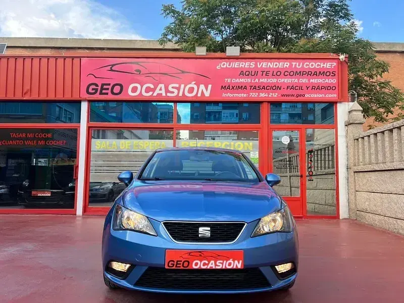Usado Seat Ibiza I-Tech 90 CV (66 kW) 2015 Azul Berlina
