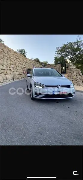 Usado VW Golf VII Business 115 CV (84 kW) 2017 Gris / plata Familiar