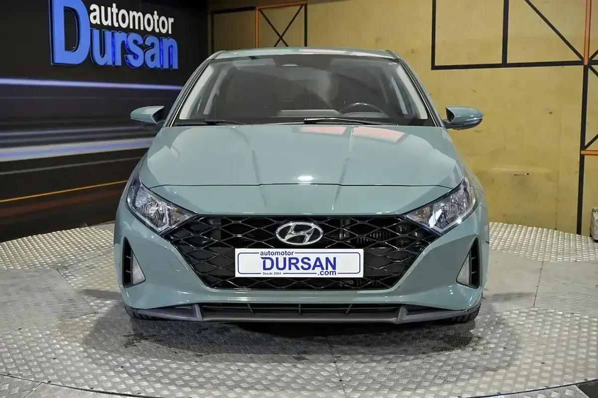 Begagnad Hyundai i20 100 HK (73 kW) 2022 Grön Halvkombi