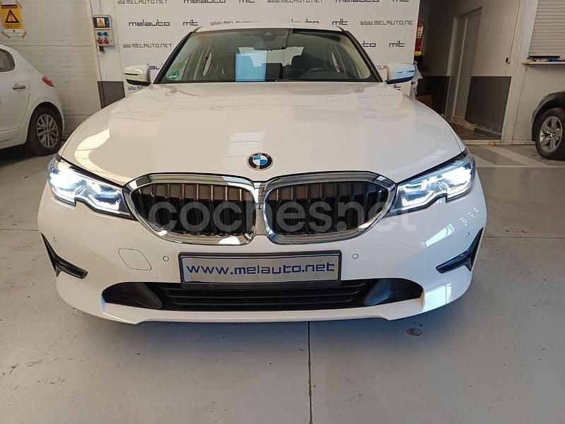 Usado BMW 318 Advantage 150 CV (110 kW) 2019 Blanco Berlina