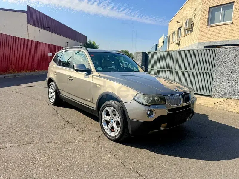 Usado BMW X3 Comfort Edition 177 CV (130 kW) 2010 Beige SUV