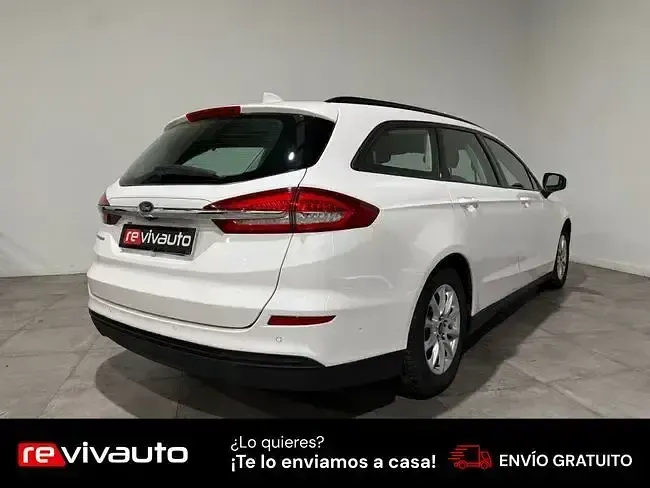 Usado Ford Mondeo Trend 150 CV (110 kW) 2021 Blanco Familiar