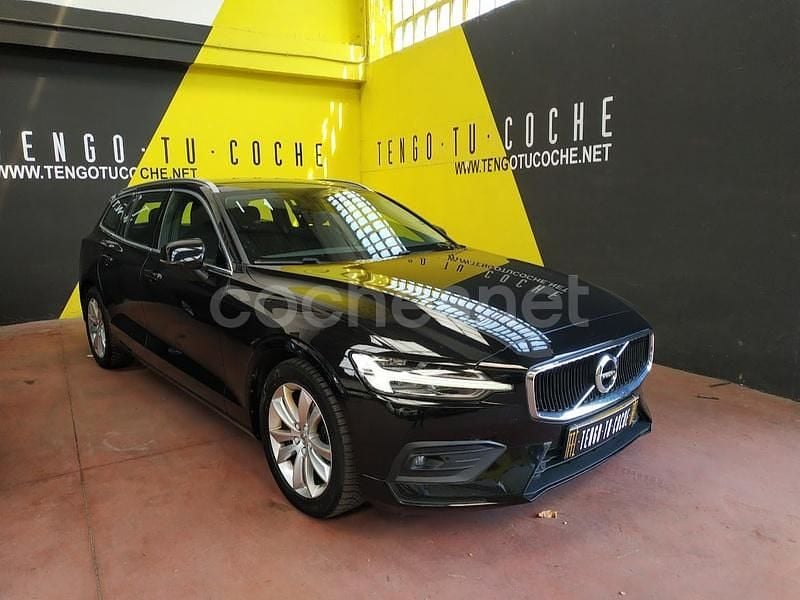 Usado Volvo V60 Momentum 197 CV (144 kW) 2021 Negro Familiar