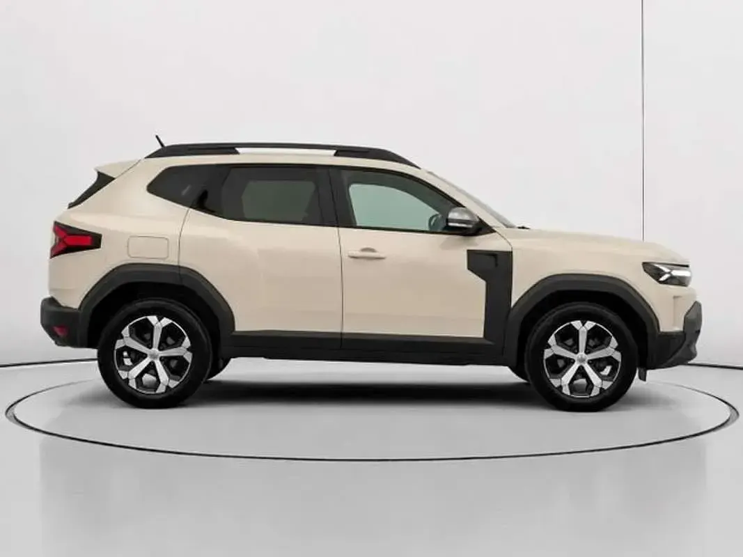 Usado Dacia Duster Journey 131 CV (96 kW) 2025 Beige SUV