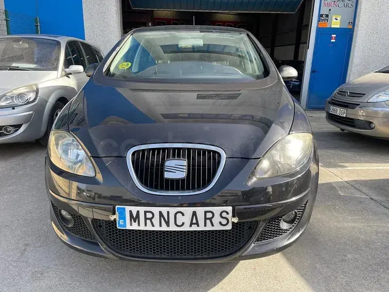 Usado Seat Altea Reference 105 CV (77 kW) 2008 Negro Monovolumen