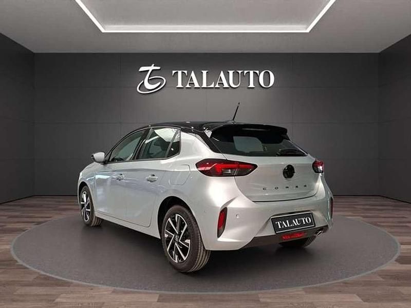 Usado Opel Corsa 101 CV (74 kW) 2024 Plateado Utilitario