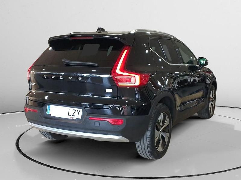 Usado Volvo XC40 Plus 262 CV (192 kW) 2022 Negro SUV