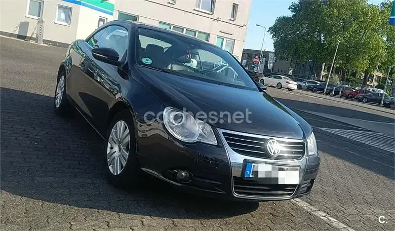 Usado VW Eos 160 CV (117 kW) 2009 Negro Descapotable