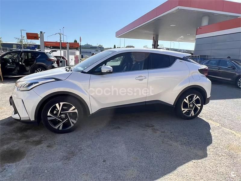 Blanco Usado 2023 Toyota C-HR Advance SUV | 28.000 € (Caro) - Imagen 1/4