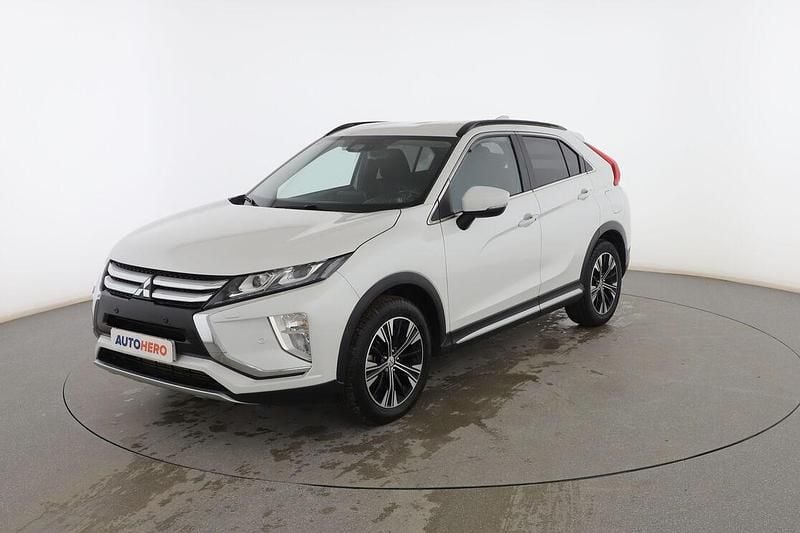 Usado Mitsubishi Eclipse Cross Active 163 CV (119 kW) 2019 Blanco SUV