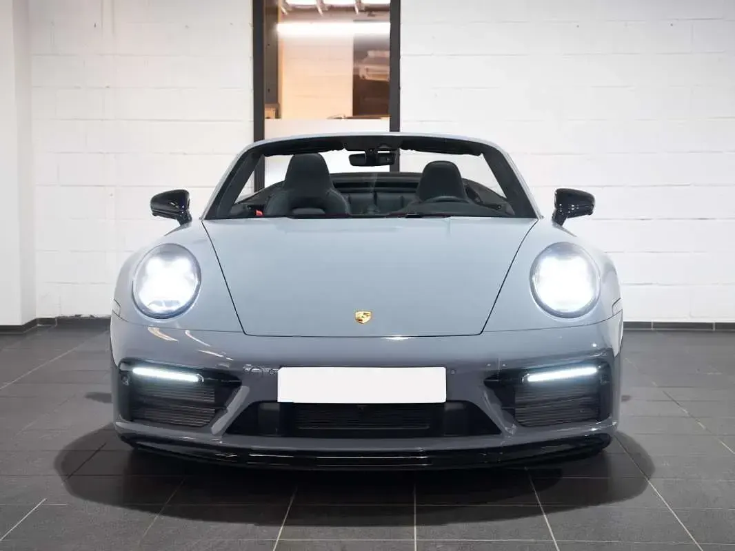 Usado Porsche 911 Carrera GTS 480 CV (353 kW) 2024 Gris Descapotable