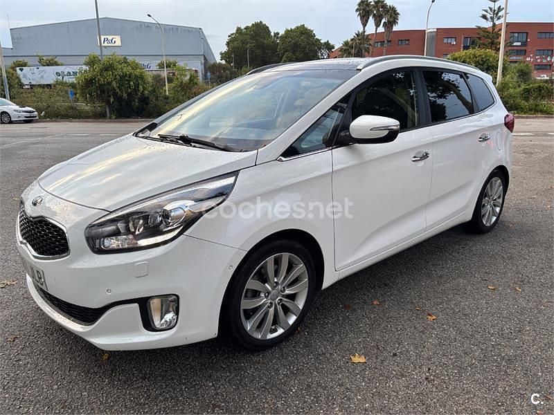Blanco Usado 2016 Kia Carens Monovolumen | 13.600 € (Precio justo) - Imagen 1/4