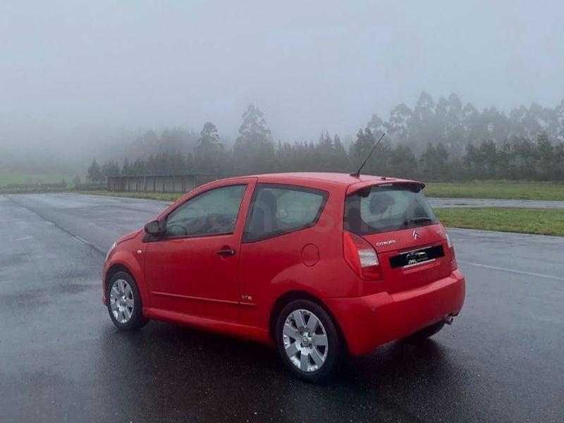 Usado Citroën C2 VTR Sport 75 CV (55 kW) 2007 Rojo Utilitario