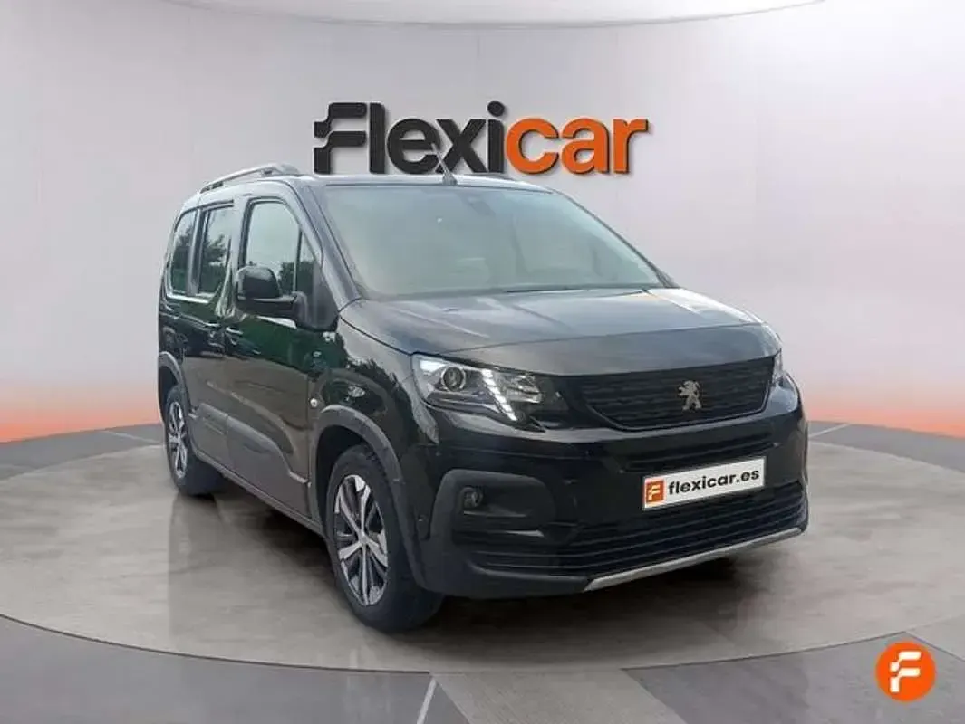Usado Peugeot Rifter GT 131 CV (96 kW) 2023 Gris Monovolumen