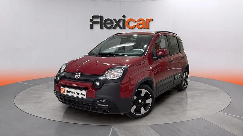 Usado Fiat Panda 71 CV (52 kW) 2024 Rojo Utilitario