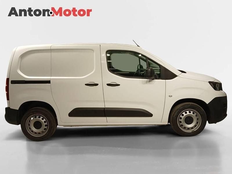 Käytetty Peugeot Partner Premium 129 HP (94 kW) 2020 Valkoinen Tila-auto