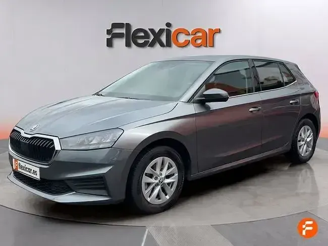 Usado Skoda Fabia Ambition 110 CV (80 kW) 2023 Gris Utilitario