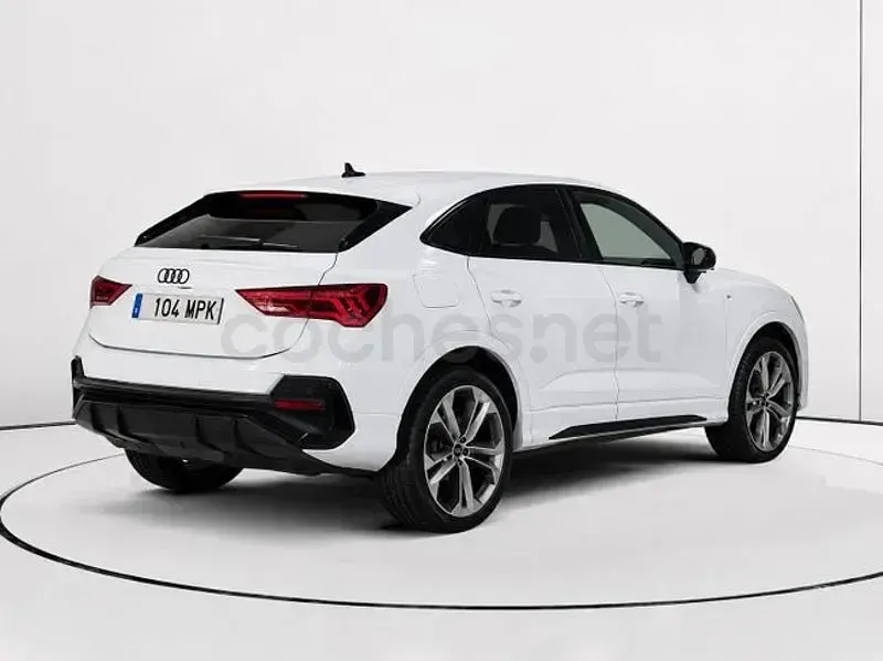 Usado Audi Q3 Ambiente 150 CV (110 kW) 2024 Blanco SUV