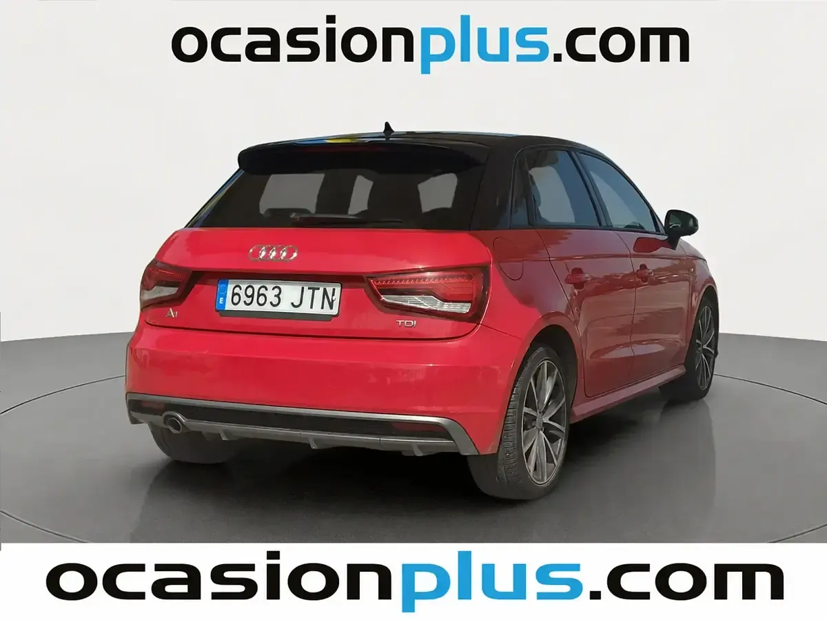 Usado Audi A1 S-Line 90 CV (66 kW) 2016 Rojo Utilitario