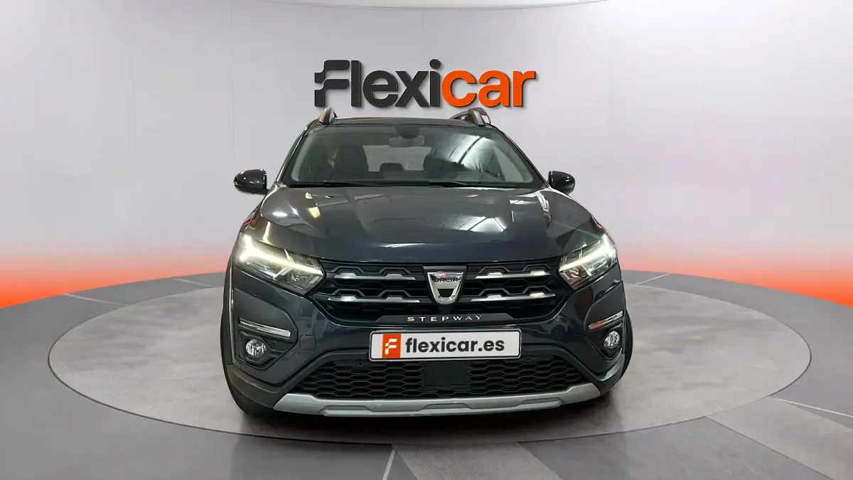 Usado Dacia Sandero Comfort 91 CV (66 kW) 2021 Negro Berlina