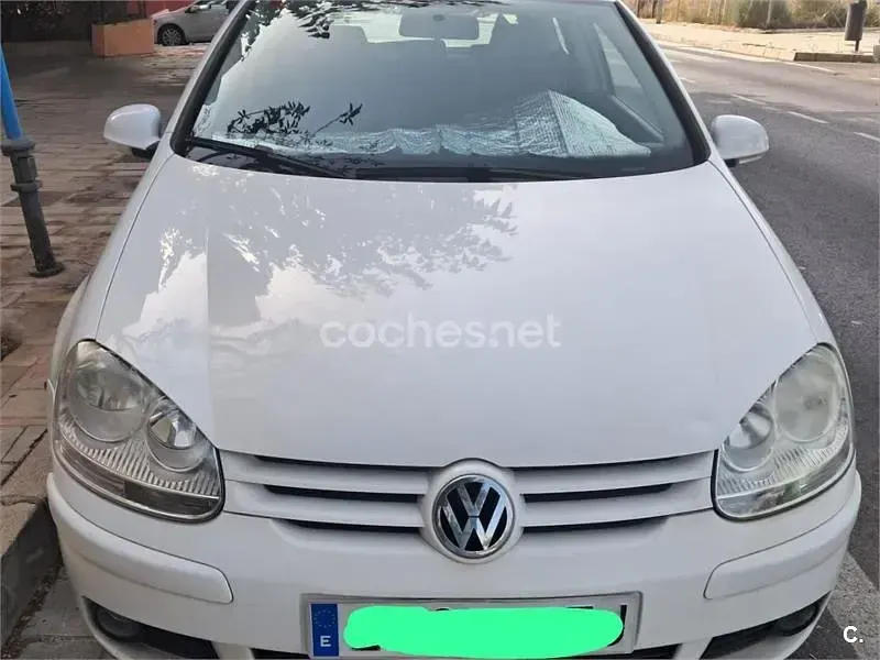 Usado VW Golf V 102 CV (75 kW) 2007 Blanco Berlina