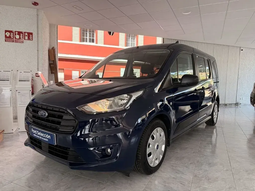 Usado Ford Tourneo Connect Trend 100 CV (73 kW) 2024 Azul báltico Monovolumen