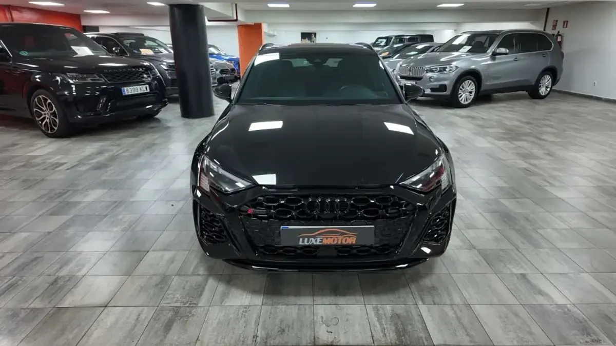 Usado Audi RS3 Sportback 400 CV (294 kW) 2022 Negro Utilitario
