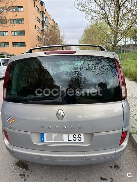 Usado Renault Espace 150 CV (110 kW) 2009 Gris / plata Monovolumen