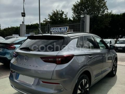 Usado Opel Grandland X Ultimate 131 CV (96 kW) 2022 Gris SUV