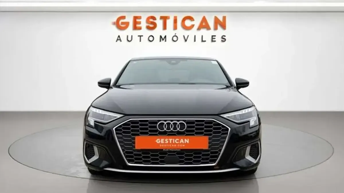 Usado Audi A3 Sportback Advanced 204 CV (150 kW) 2022 Negro Utilitario