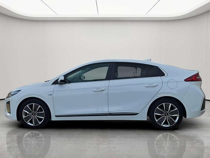 Usado Hyundai Ioniq 141 CV (103 kW) 2019 Blanco Utilitario