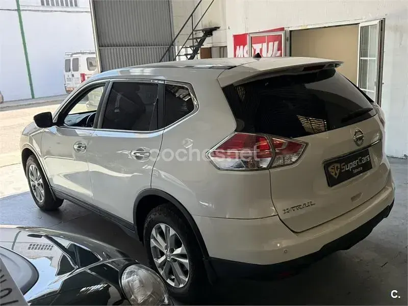 Usado Nissan X-Trail Acenta 130 CV (95 kW) 2017 Blanco SUV