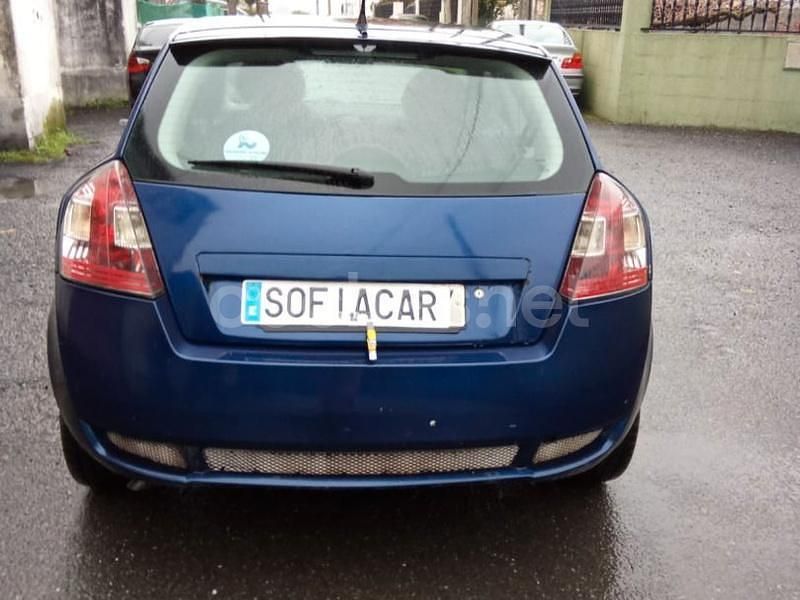 Azul Usado 2004 Fiat Stilo Active Berlina | 2000 € (Precio justo) - Imagen 1/4