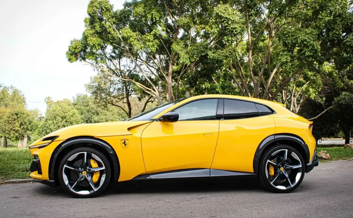 Nuevo Ferrari Purosangue 725 CV (533 kW) 2025 Amarillo SUV
