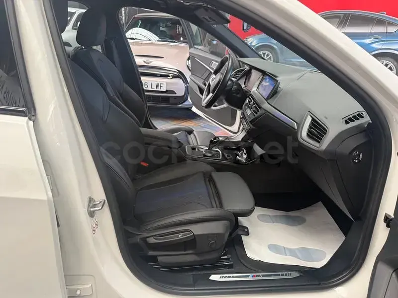 Usado BMW 118 150 CV (110 kW) 2022 Blanco Berlina