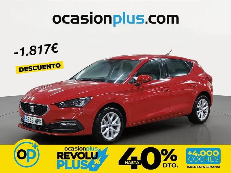 Usado Seat Leon Style 110 CV (80 kW) 2024 Rojo